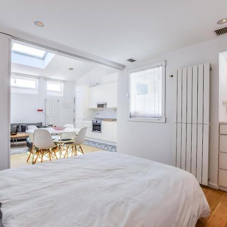Apartamento De Diseno De Lujo En Lavapies Alquiler Temporal Madrid Exteriör bild