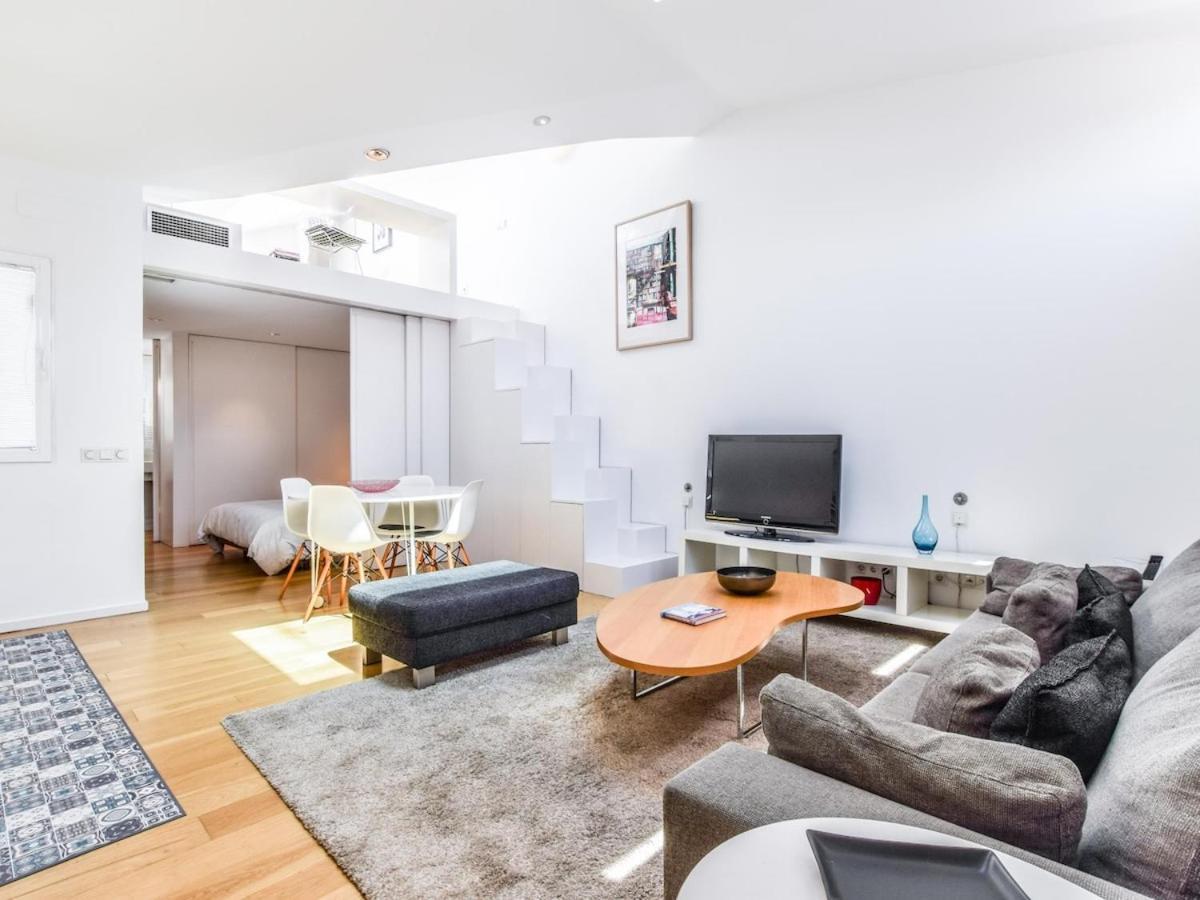 Apartamento De Diseno De Lujo En Lavapies Alquiler Temporal Madrid Exteriör bild