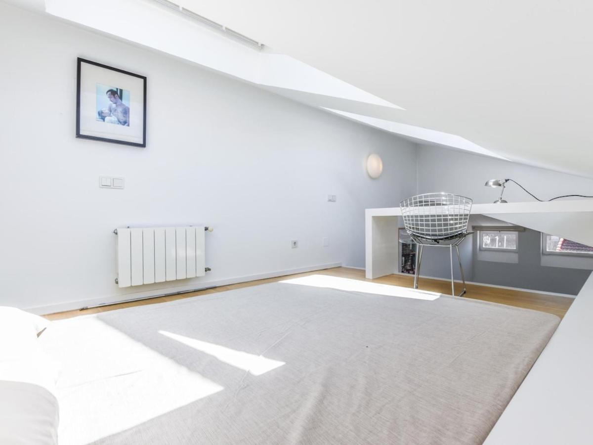 Apartamento De Diseno De Lujo En Lavapies Alquiler Temporal Madrid Exteriör bild