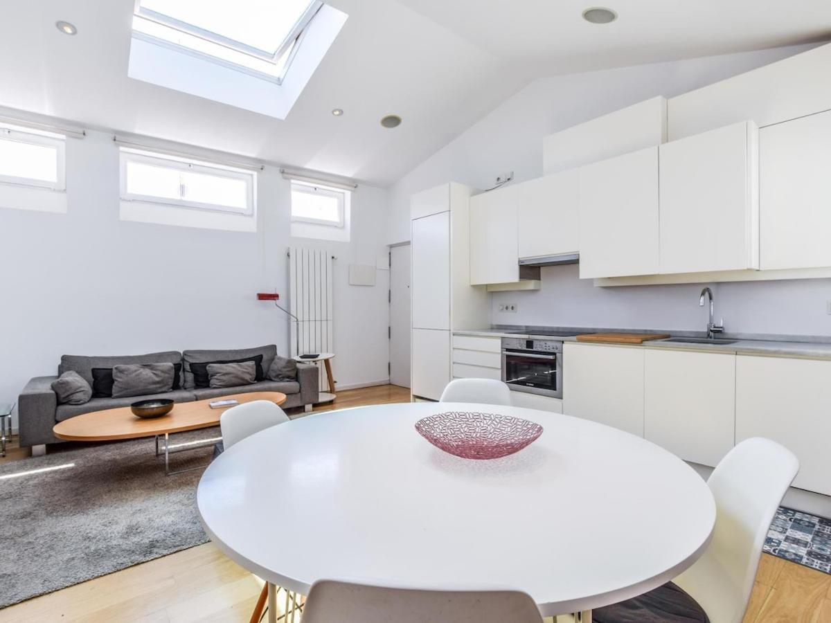 Apartamento De Diseno De Lujo En Lavapies Alquiler Temporal Madrid Exteriör bild