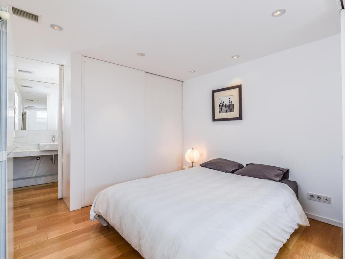 Apartamento De Diseno De Lujo En Lavapies Alquiler Temporal Madrid Exteriör bild