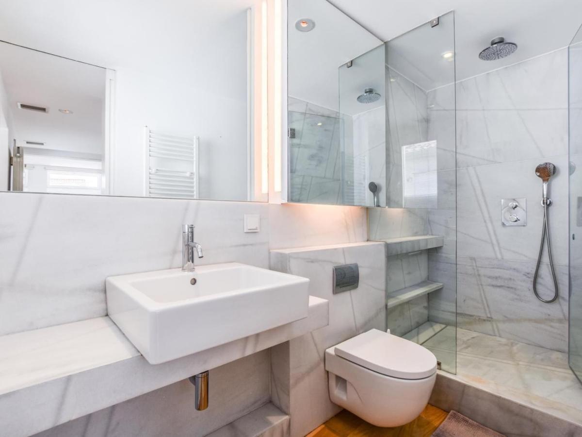Apartamento De Diseno De Lujo En Lavapies Alquiler Temporal Madrid Exteriör bild